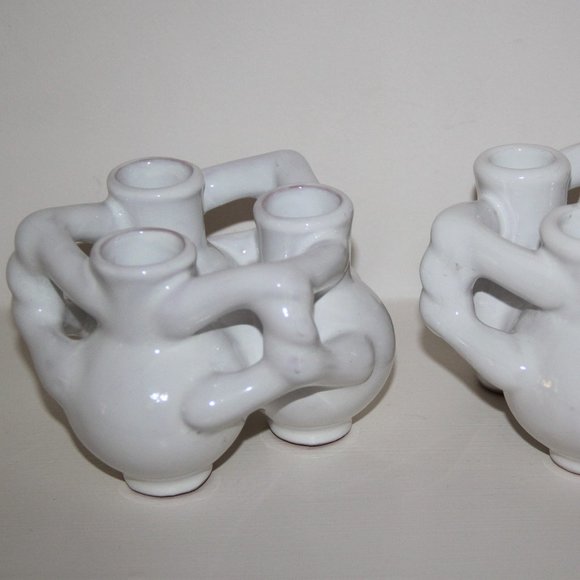 Vintage Met Museum “Unity” White Ceramic Decorative Candlesticks Holders a Pair - Picture 5 of 7